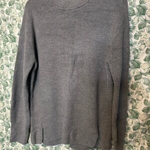 Lululemon Sweater size 6 Gray Women's Sweater